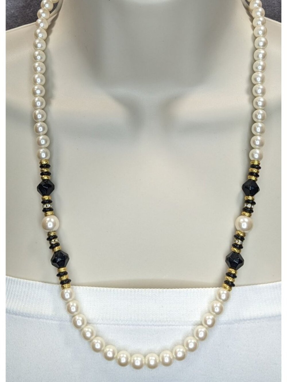 Vintage Faux Pearl Necklace Glass Beads Black Gold Classic Elegant